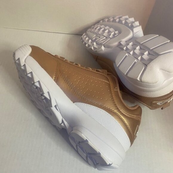 Fila Women’s Metallic Rose Gold Sneakers, size 9 (NEW) - Picture 6 of 6
